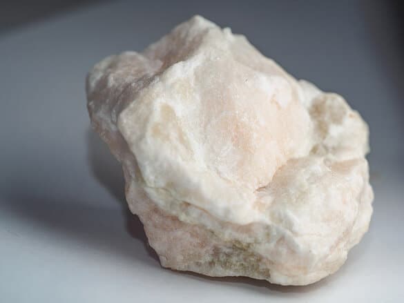 pierre gypse albatre gypseux